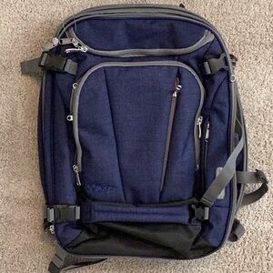 EBags TLS Mother Lode Jr. Weekender Convertible Backpack. NWOT